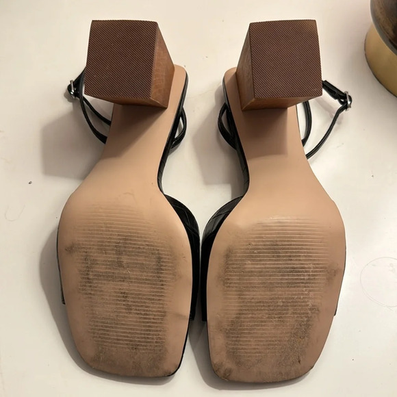 EUC Steve Madden Rozlyn Black Crocodile Size 9.5 - Picture 4 of 5